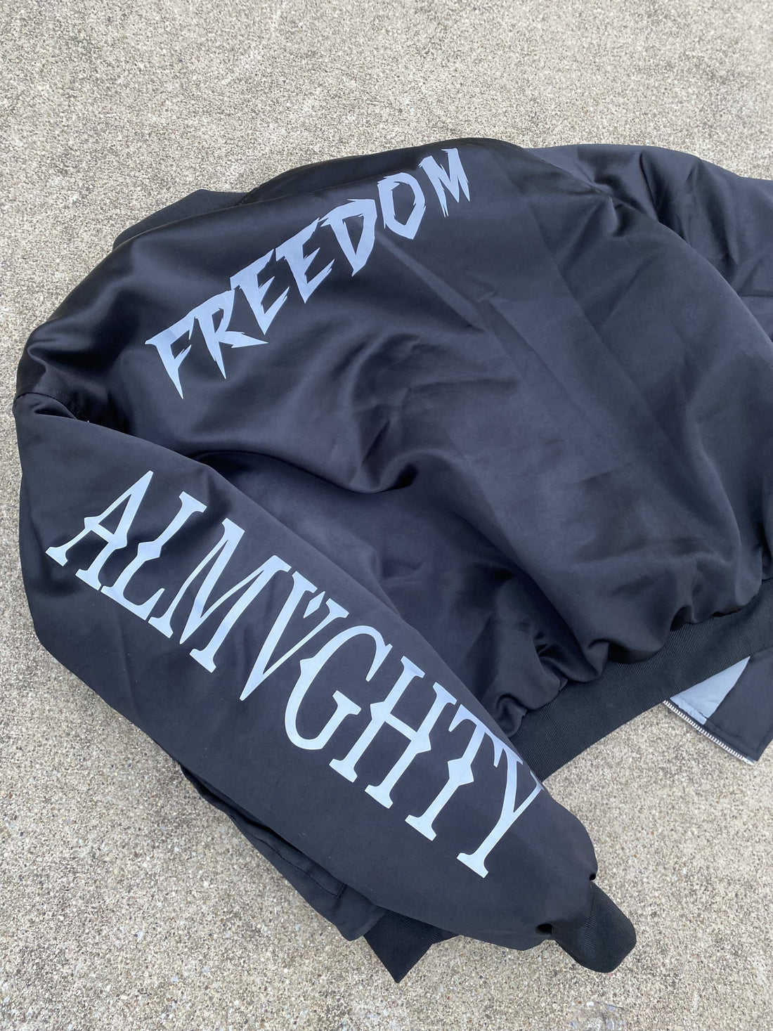 FREEDOM REVERSIBLE JACKET